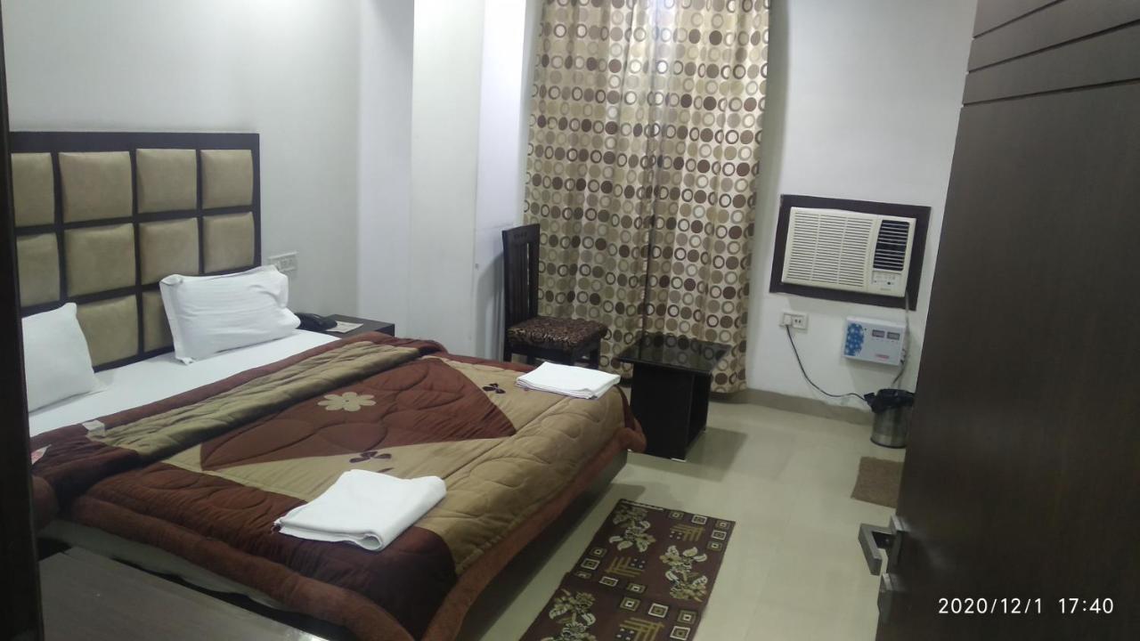 Hotel Popular Amritsar Exterior foto