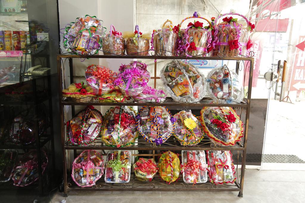 Hotel Popular Amritsar Exterior foto
